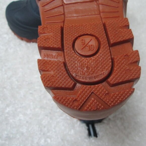 Dinosuar Snow Boots size 9/10 - Picture 3 of 3